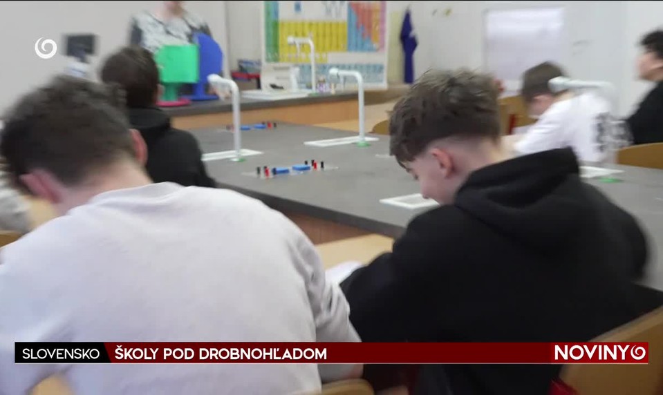 ŠKOLY POD DROBNOHĽADOM