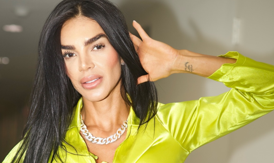 17 rokov v korzete: Jej pás je...TOTO čo má byť?