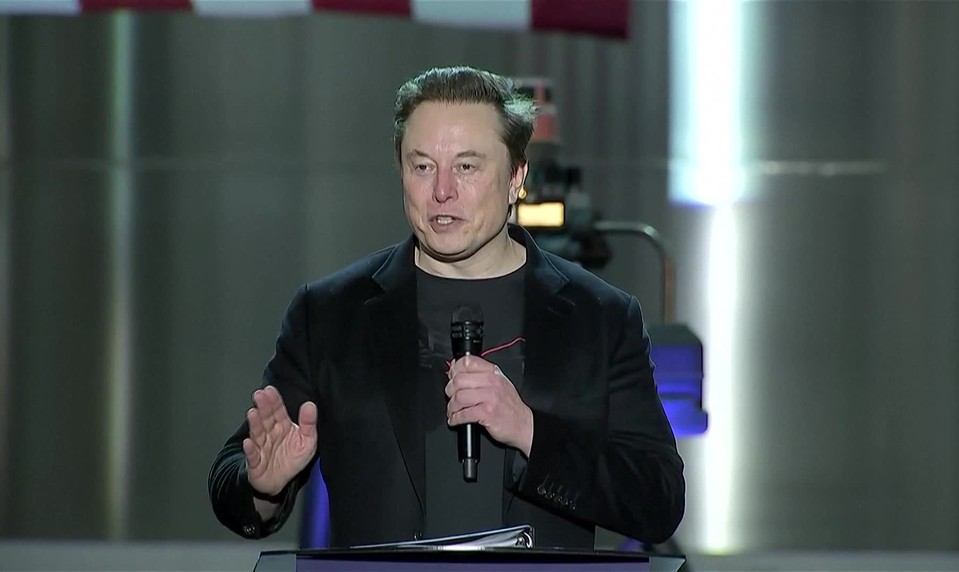 Elon Musk požaduje od OpenAI až 109,4 miliardy USD