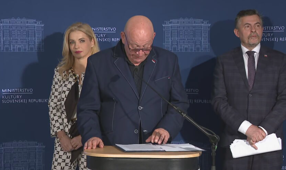 Tradičné podujatia prišli o podporu a FPU čelí ostrej kritike. Malatinec žiada zvolať kultúrny výbor