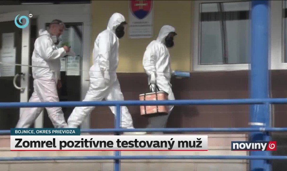 Zomrel pozitívne testovaný muž