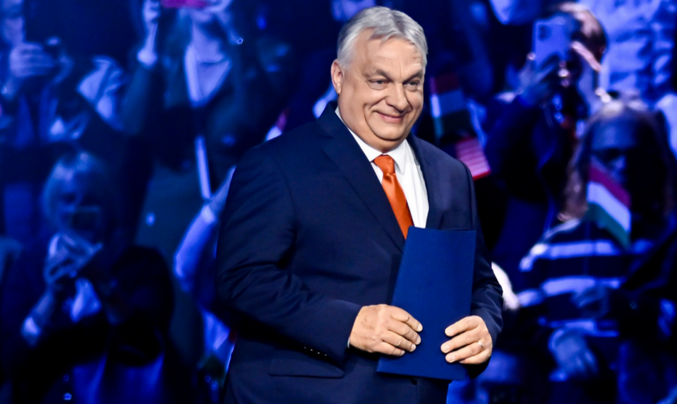 Rýchlo a nenápadne: Ľudia blízki Orbánovi už údajne presúvajú svoj majetok do zahraničia
