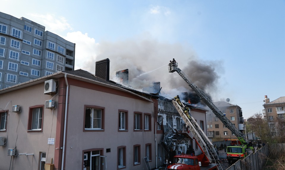 1510. deň na Ukrajine: Prímerie sa skončilo, útoky si vyžiadali obete už pár hodín po polnoci