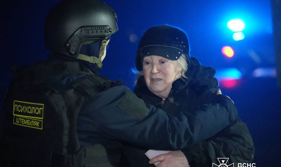 1434. deň na Ukrajine: Ruský útok na osobný vlak v Charkovskej oblasti zranil dvoch ľudí