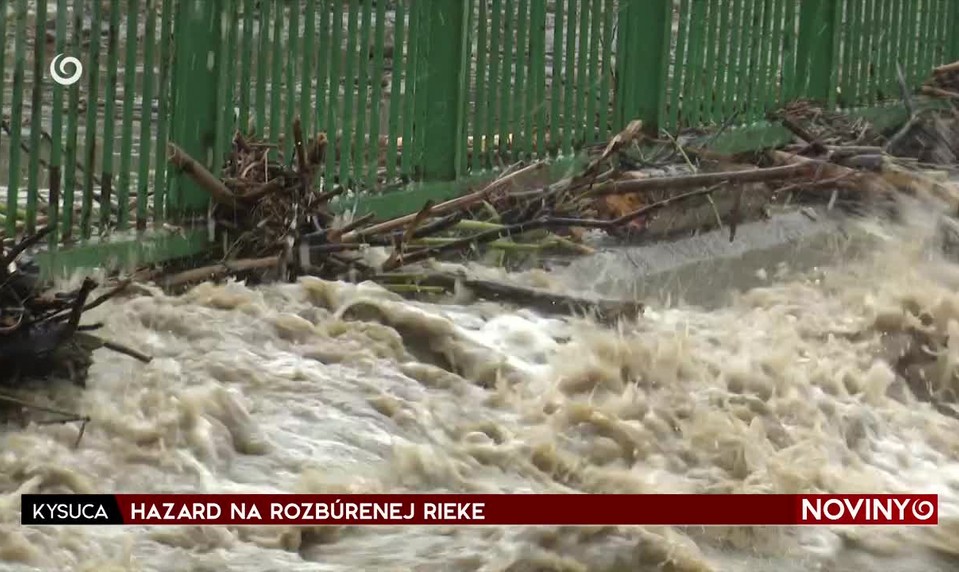 HAZARD NA ROZBÚRENEJ RIEKE
