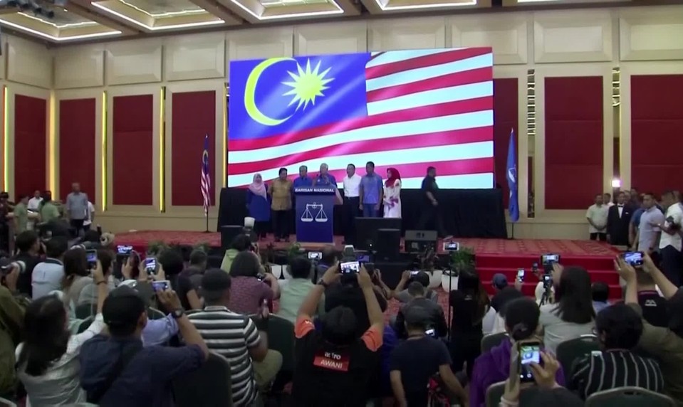 Bývalý premiér Malajzie Najib Razak dostal ďalších 15 rokov väzenia za korupciu