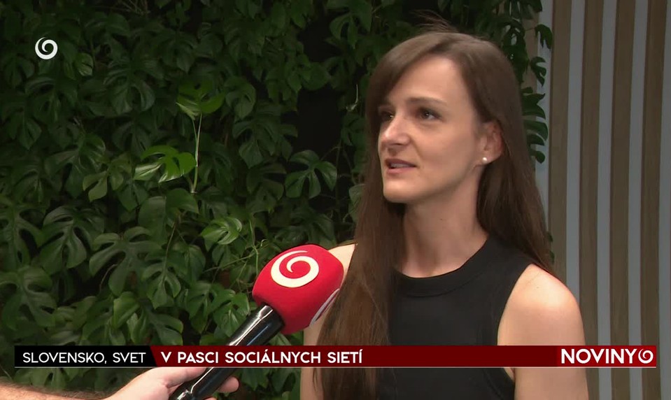 V PASCI SOCIÁLNYCH SIETÍ
