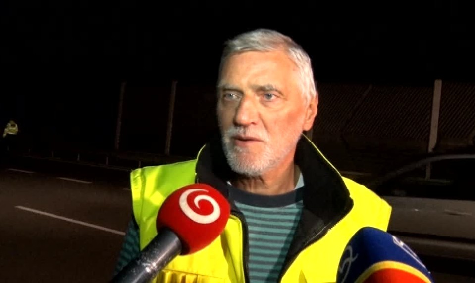 Žena prišla pri nehode o ruku
