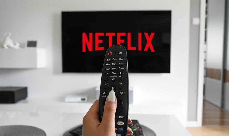 Netflix prepustil 1000 zamestnancov