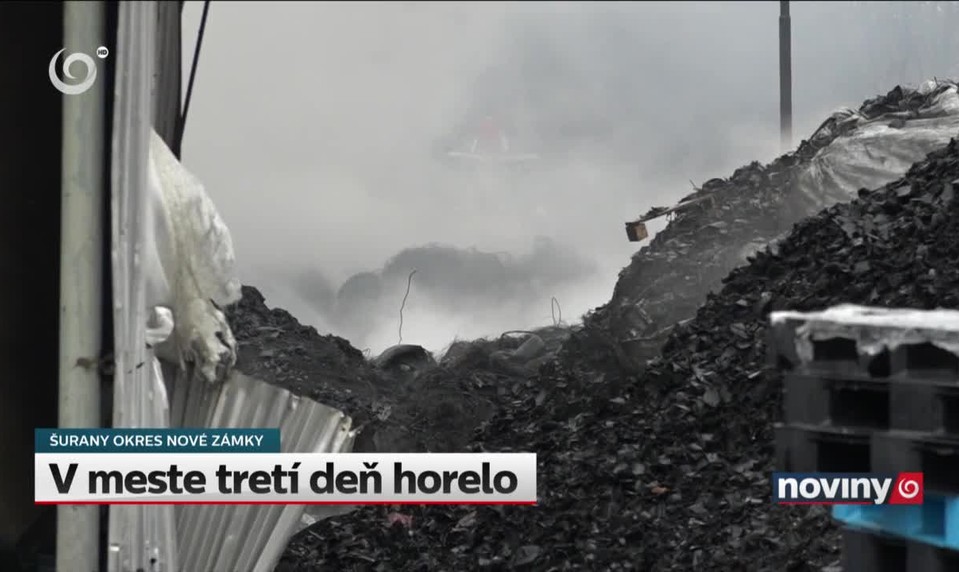 V meste tretí deň horelo