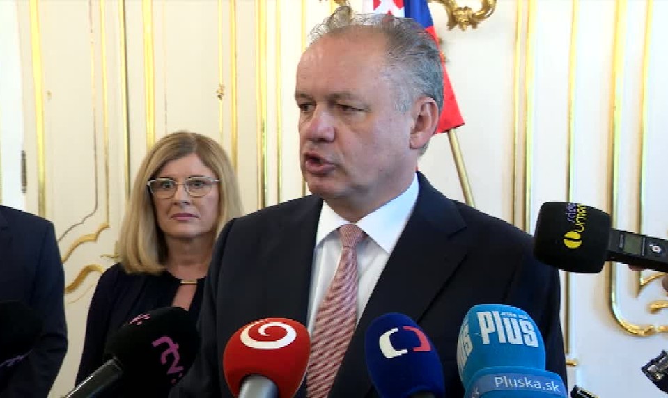 Bugár je smutný z rozhodnutia odborov: Je ich zodpovednosť, že namiesto istoty zvolili inú cestu
