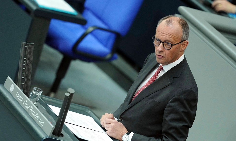 Nemecko zruší obmedzenia na vývoz zbraní do Izraela