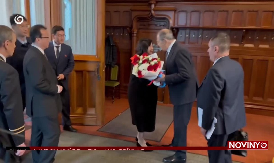 LAVROV UVÁDZA FICA AKO PRÍKLAD