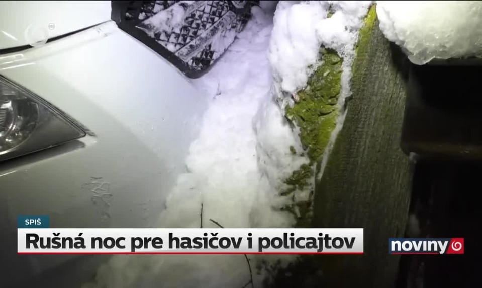 Rušná noc pre hasičov i policajtov