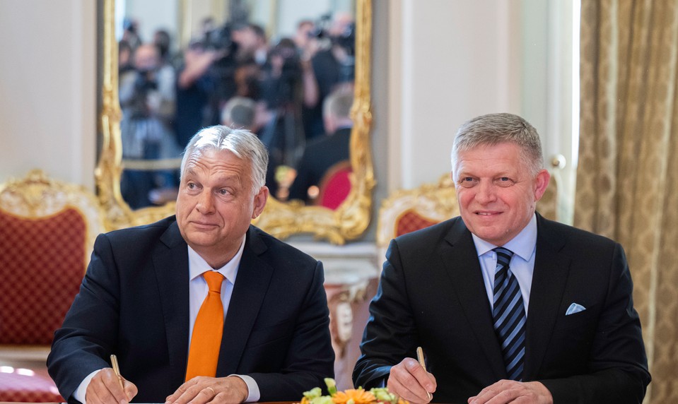 Politico: Sankcie Trumpa by mohli natrvalo odrezať Maďarsko a SR od ruskej ropy