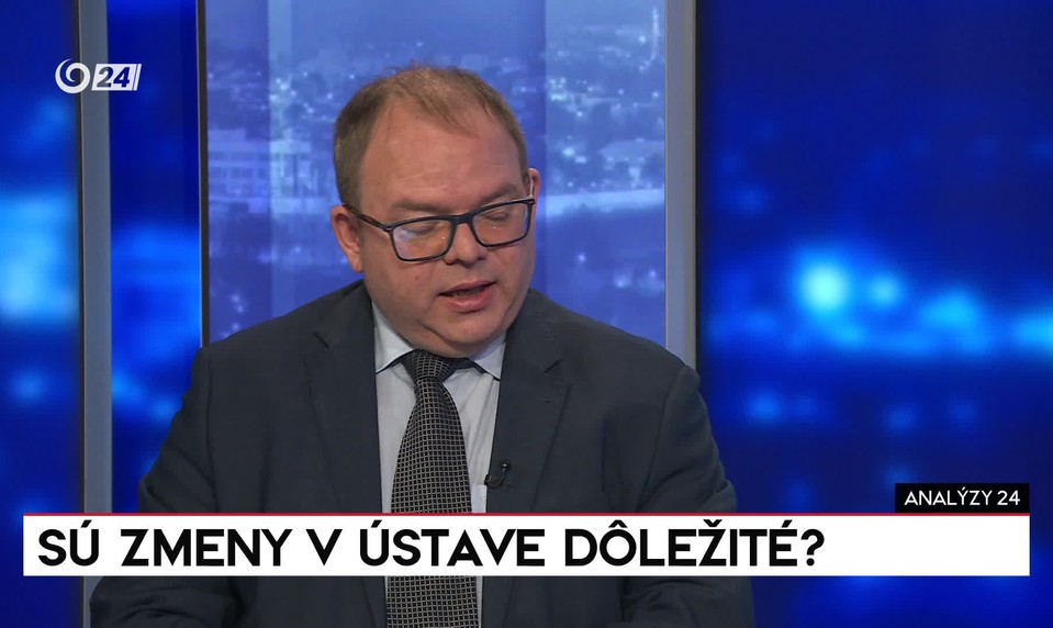 Analýzy 24: Téma pohlaví v Ústave dokázala podľa Hřícha dokonale rozdeliť Slovákov