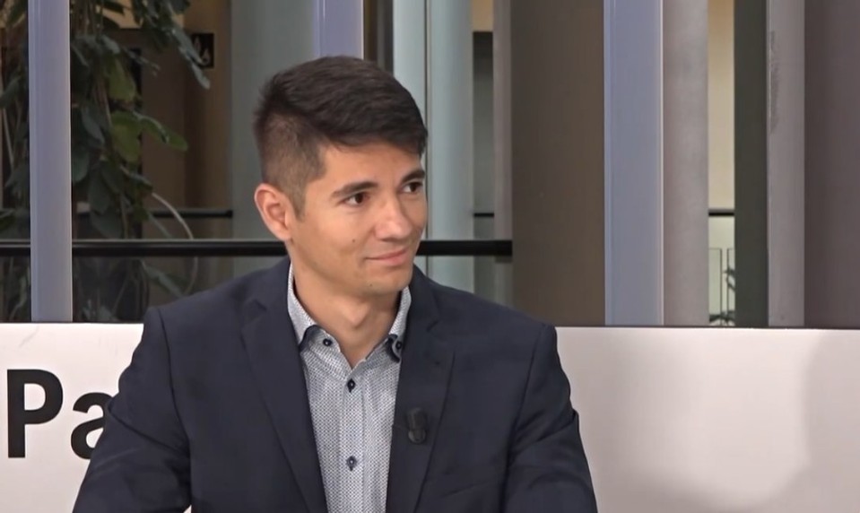 E. Kaliňák o prehratej stávke: Prejavil uznanie Magyarovi, ale neodpustil si ostré slová