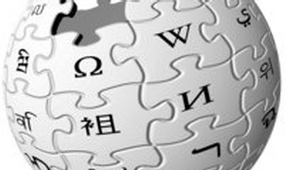 Nahradí umelá inteligencia Wikipédiu? Jej spoluzakladateľ Jimmy Wales má jasnú odpoveď
