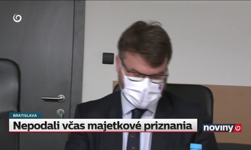 Nepodali včas majetkové priznania