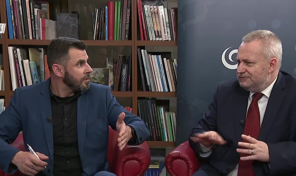 Analýzy 24: Stranícky politický systém by sa mohol v budúcnosti upraviť, hovorí Mažgút