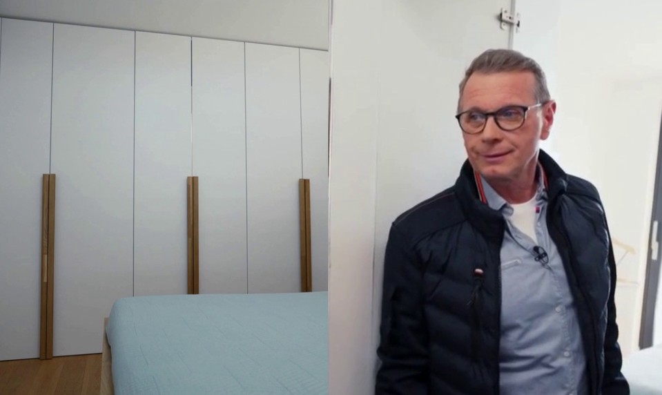 V šatníku sa neskrýva Narnia, ale „tajná“ kúpeľňa: Nové bývanie ukázalo šikovný nápad!