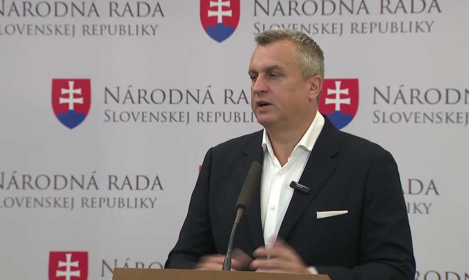 Danko: SNS nepodporí predčasné voľby. Ficovi odkázal, aby sa zamyslel nad dôchodkom