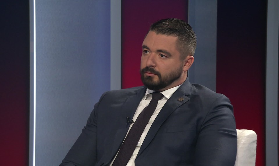 Na šéfa SIS Gašpara sa sťažujú nielen opoziční poslanci, ale aj jeho nespokojní podriadení