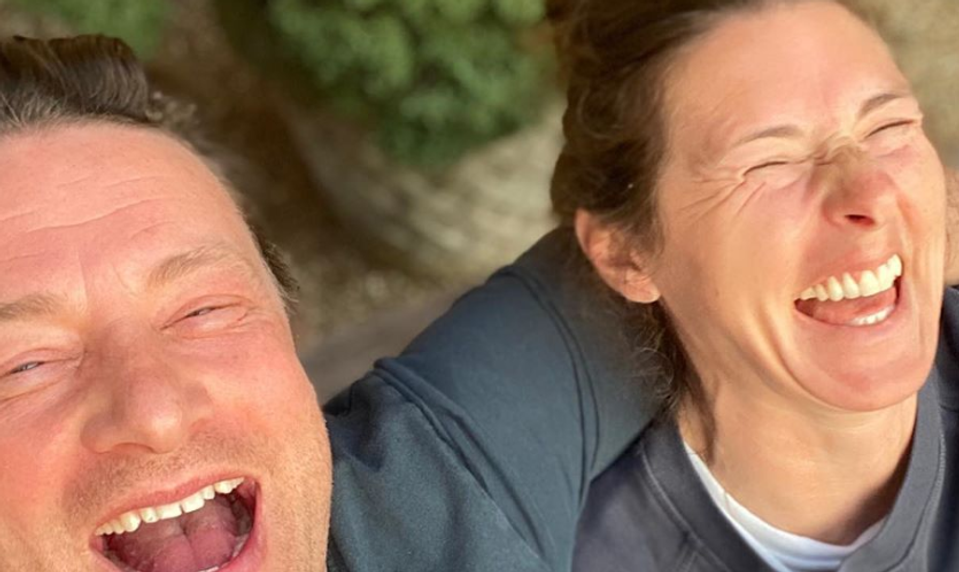 Spoznali by ste ho? Kuchársky sexsymbol výrazne zostarol, no úsmev mu z tváre nezmizol!