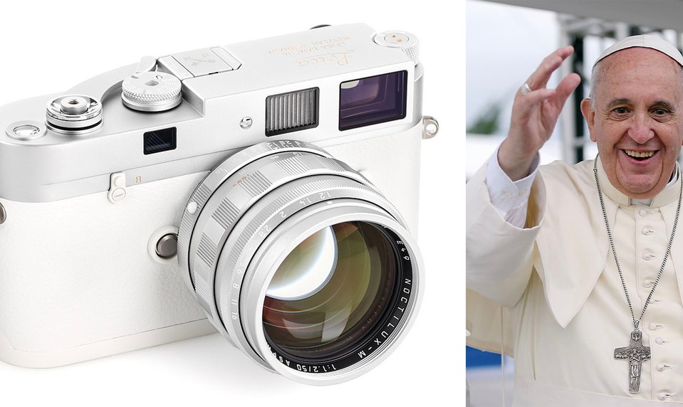 Fotoaparát zosnulého pápeža Františka sa vydražil za 6,5 milióna eur