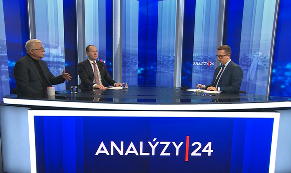 Ekonomické analýzy 24: Euro prinieslo pre obyvateľov aj lacnejšie financovanie, tvrdí Šramko