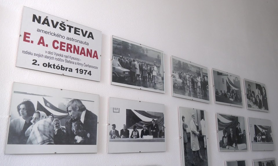 Posledný muž na Mesiaci mal slovenské korene. Astronauta si pripomínajú na Kysuciach