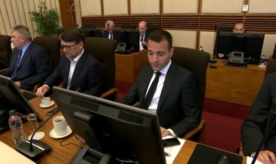 Lekár Kostka sa preslávil ako predražený masér. Dnes prednáša ako neurológ