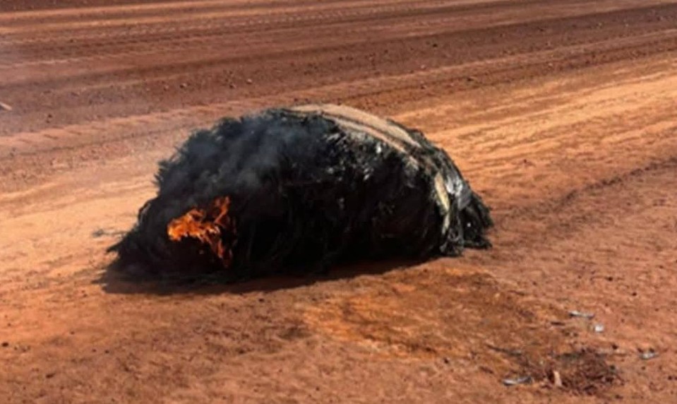 V austrálskej púšti našli horiace trosky z vesmíru