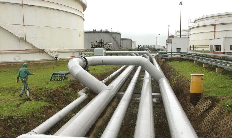 Ropa cez Družbu stále neprúdi: Slovensko rokuje o alternatívach