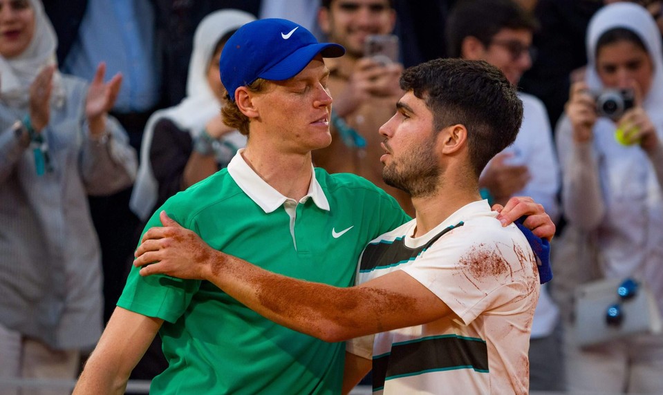 ALCARAZ so SINNEROM suverénne do osemfinále Masters