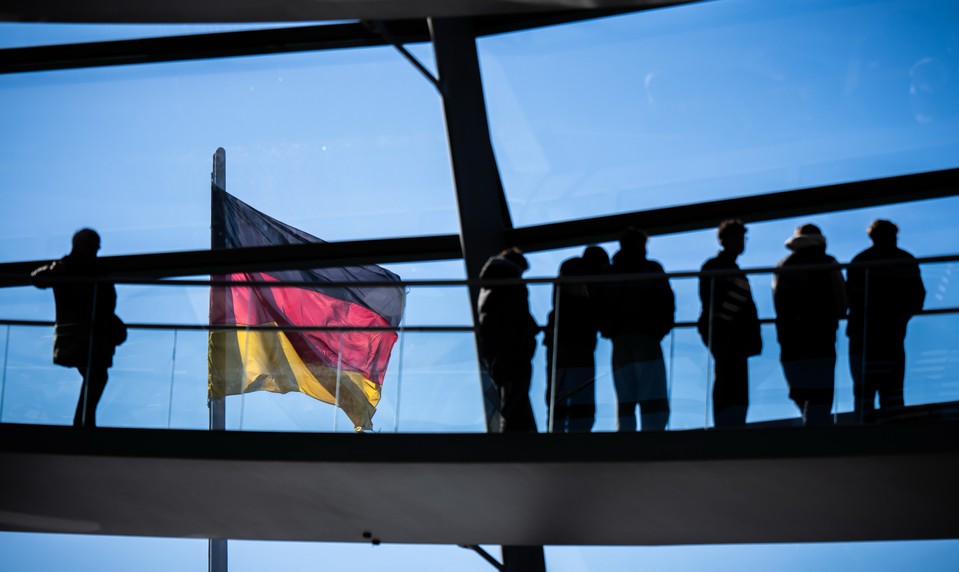 AfD vedie prieskum v Nemecku, vláda Friedricha Merza stráca podporu