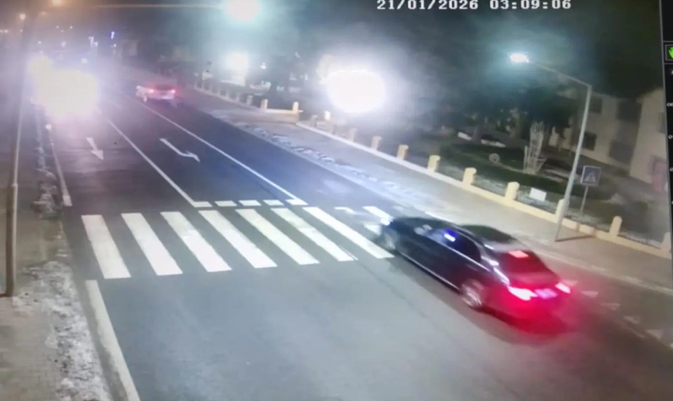 Nové kamerové zábery pred tragédiou: Mercedes Moniky Jakliovej zachytili vo Veľkom Mederi pred nehodou