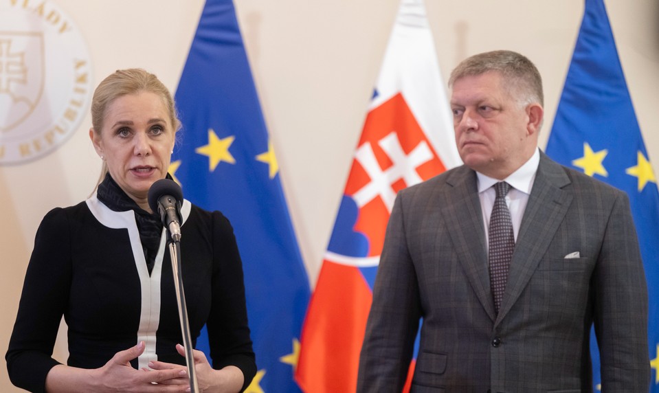 Fico pritvrdil voči Sakovej: Ak bude „torpédovať“ jadrový projekt, využije svoje právomoci