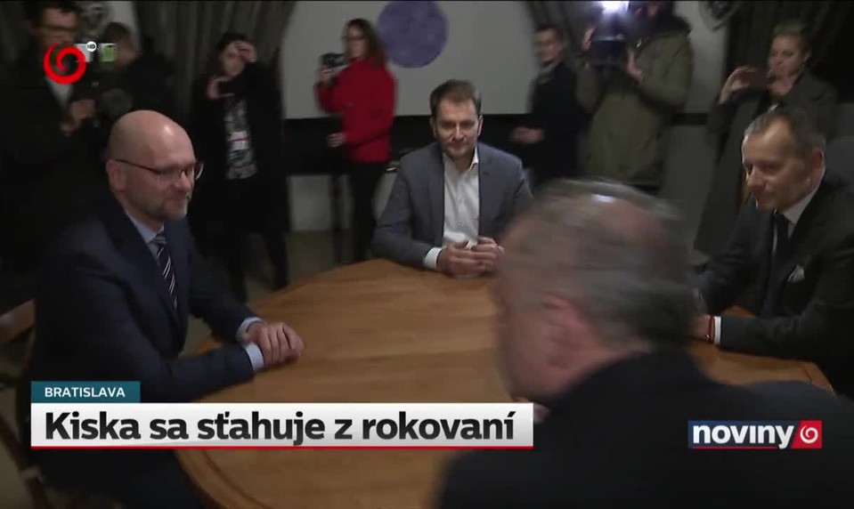 Kiska sa sťahuje z rokovaní