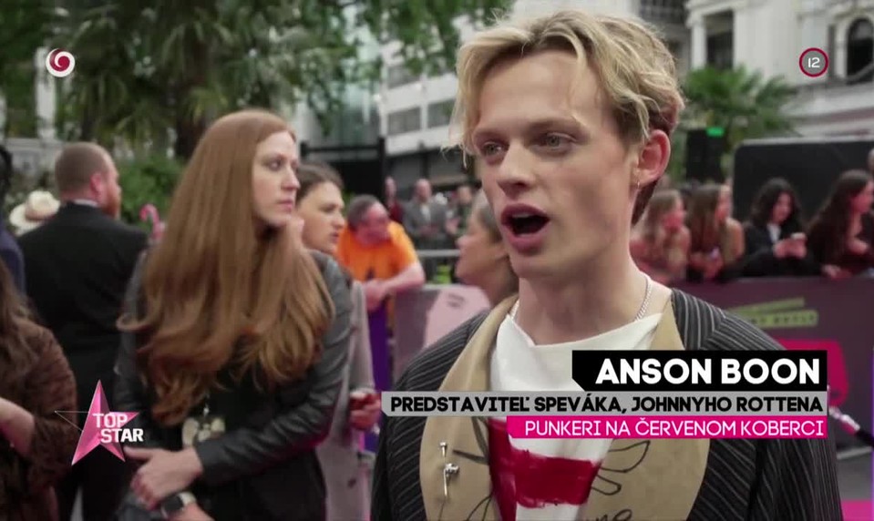 PUNKERI NA ČERVENOM KOBERCI