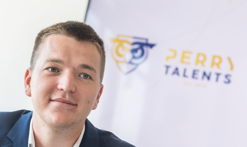 Krúpa ponúkne prezidentovi svoj odchod. Reaguje na medializované dotácie jeho firmy