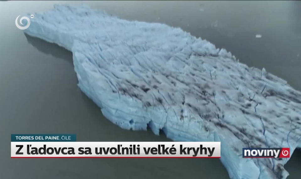 Z ľadovca sa uvoľnili veľké kryhy