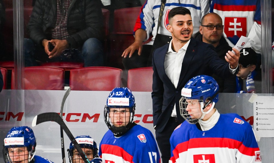 Slováci hrajú vo veľkej pohode, vedú 2:0