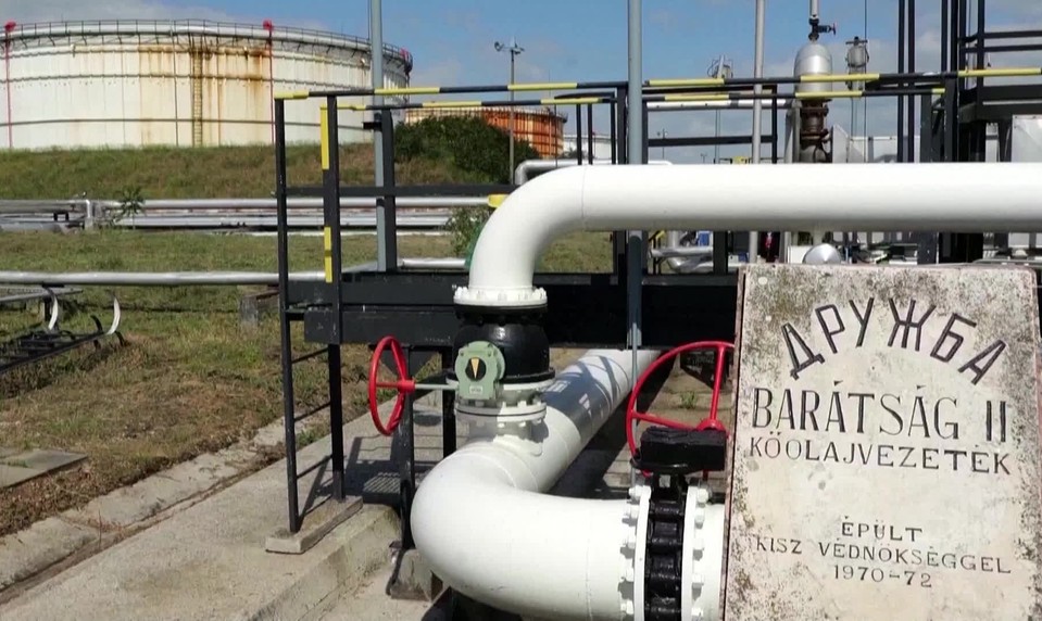 Oprava ropovodu Družba je dokončená, dodávky môžu byť obnovené, tvrdí Zelenskyj