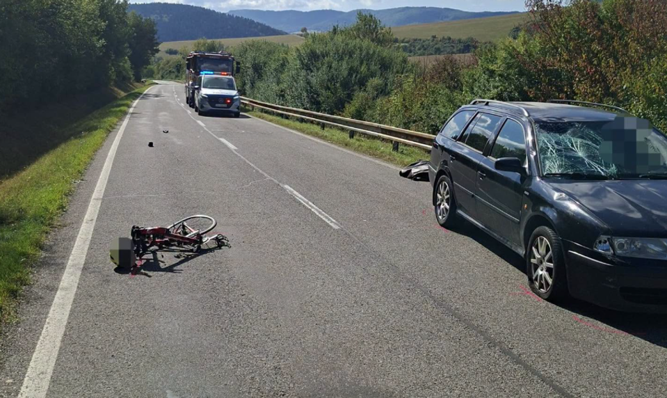 Tragická nehoda pri Tarnove: Po zrážke s autom zomrel 75-ročný cyklista