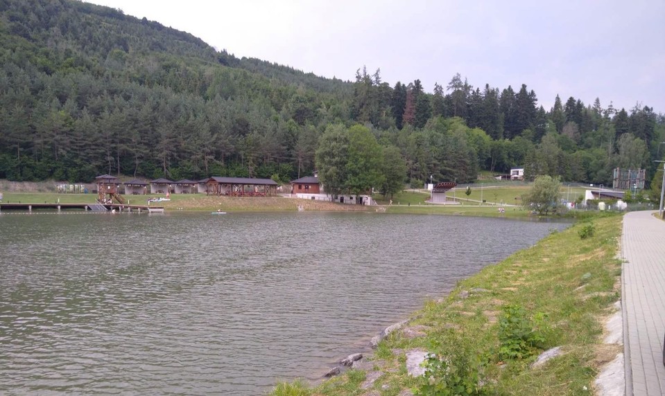 Tragédia na kúpalisku v Levoči. Pri kúpaní sa utopil 25-ročný muž