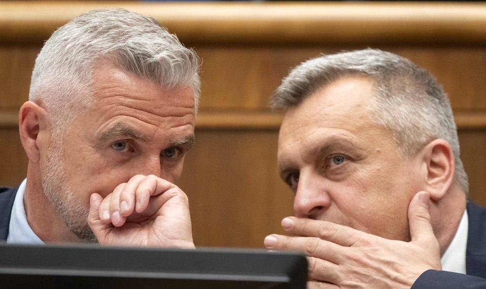 Napätie v parlamente: Danko vykázal Mesterovú z rokovacej sály