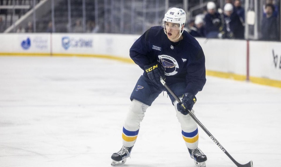 Ďalší Slovák neprežil škrty. PEKARČÍK skončil v kempe NHL