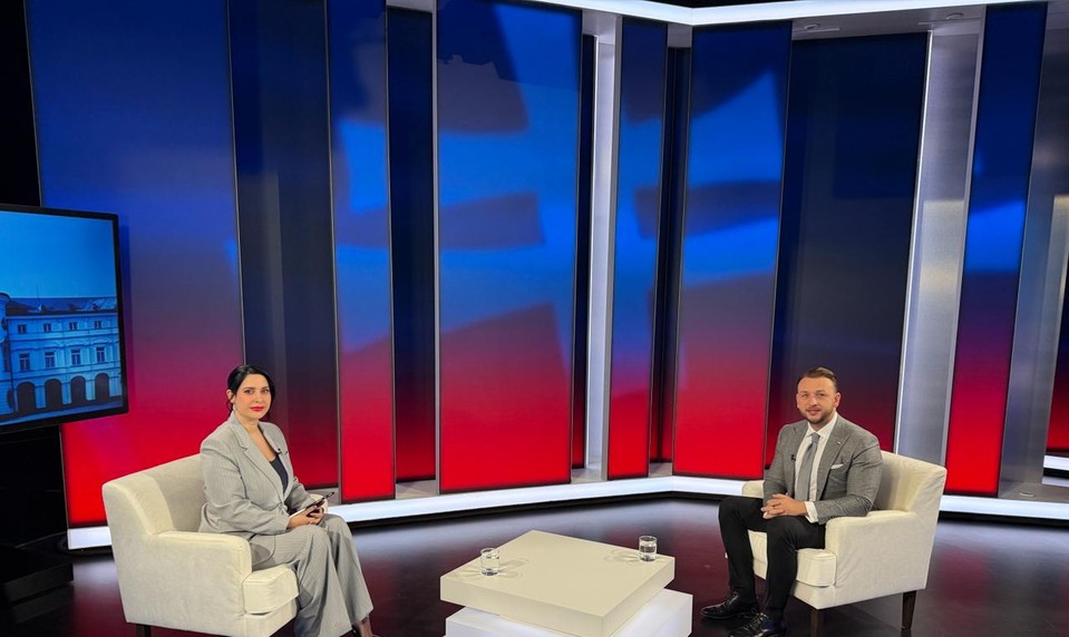 Politika 24: Šutaj Eštok hovorí o zákaze sociálnych sietí pre deti do 15 rokov