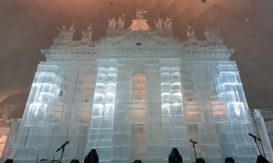 Apoštolský nuncius navštívil Tatranský ľadový dóm, ocenil najmä detaily